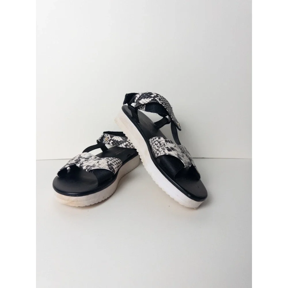 Kate Spade Charlee Black Pate‎ Snakeskin Print Sandals US 10
